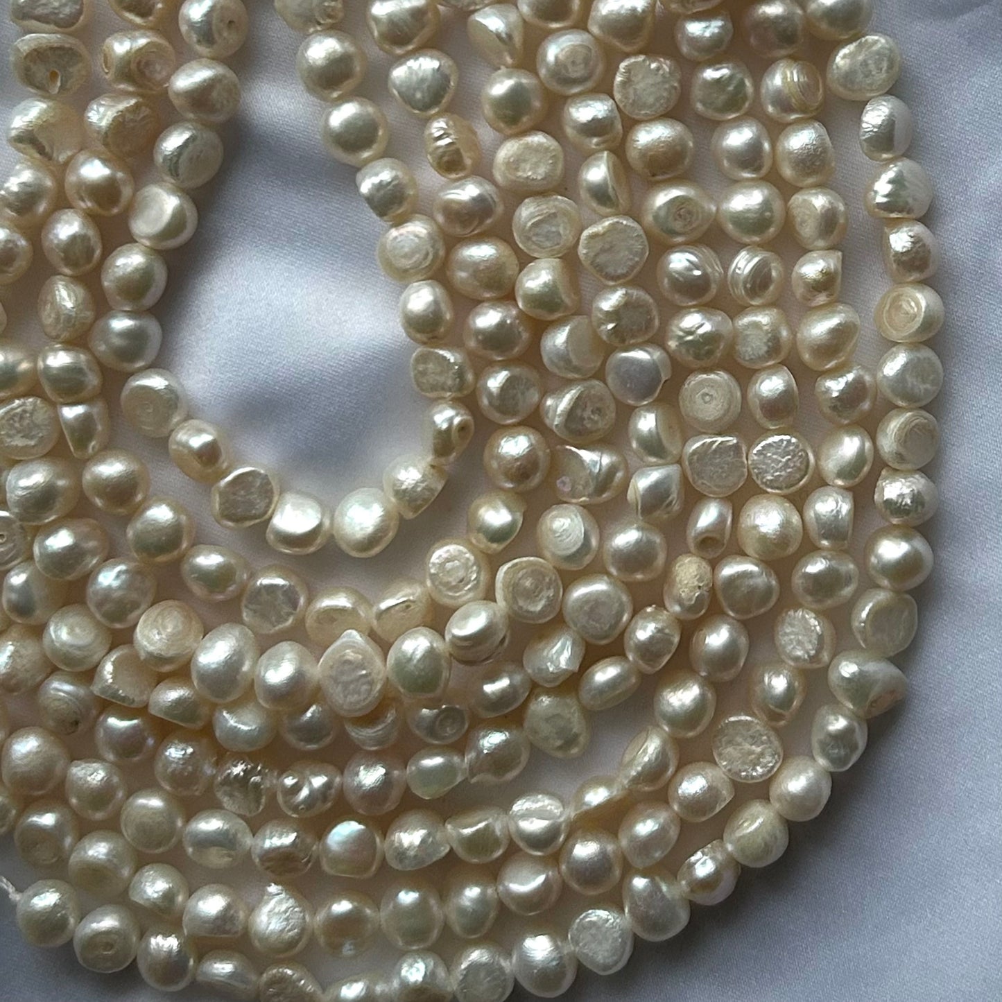 Baroque | White | 8-9mm | A