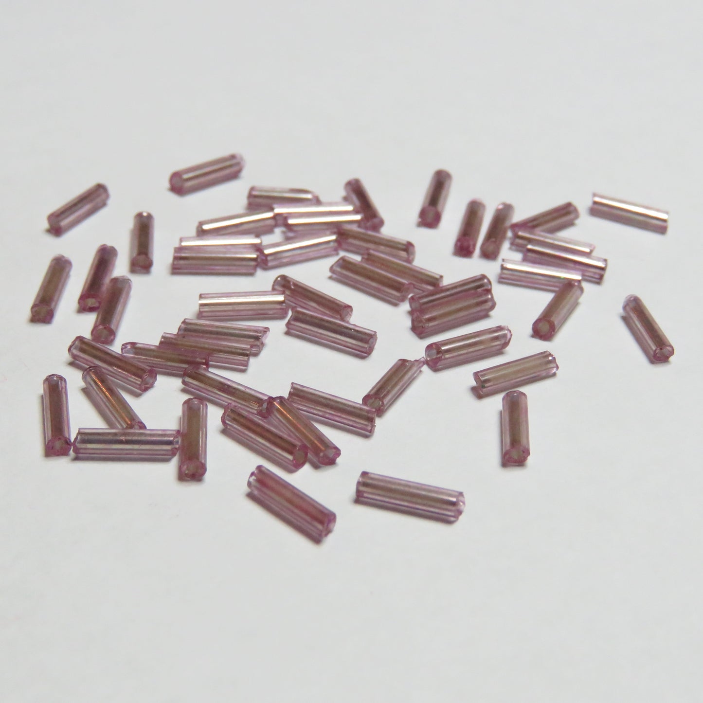 Putkihelmi | Lila | 6mm | 50kpl