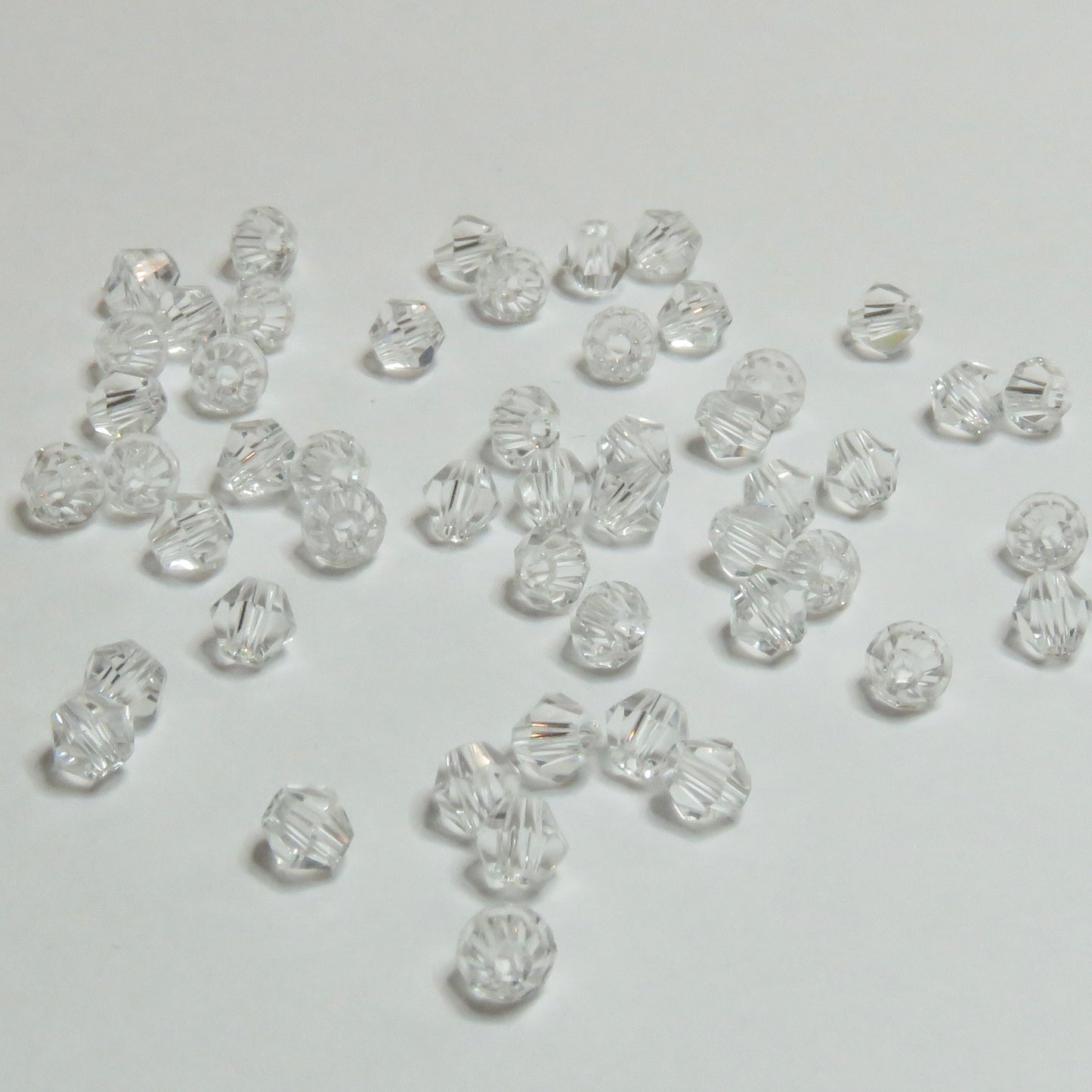 Kristallihelmi | Timantti | Kirkas | 4mm | 50kpl