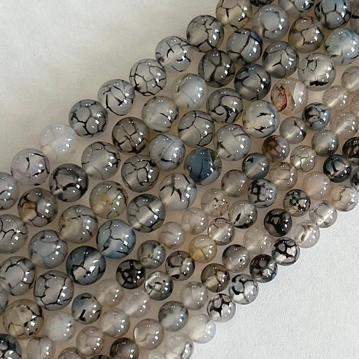 BlackDragonVeins Akaatti | 8mm | 50kpl