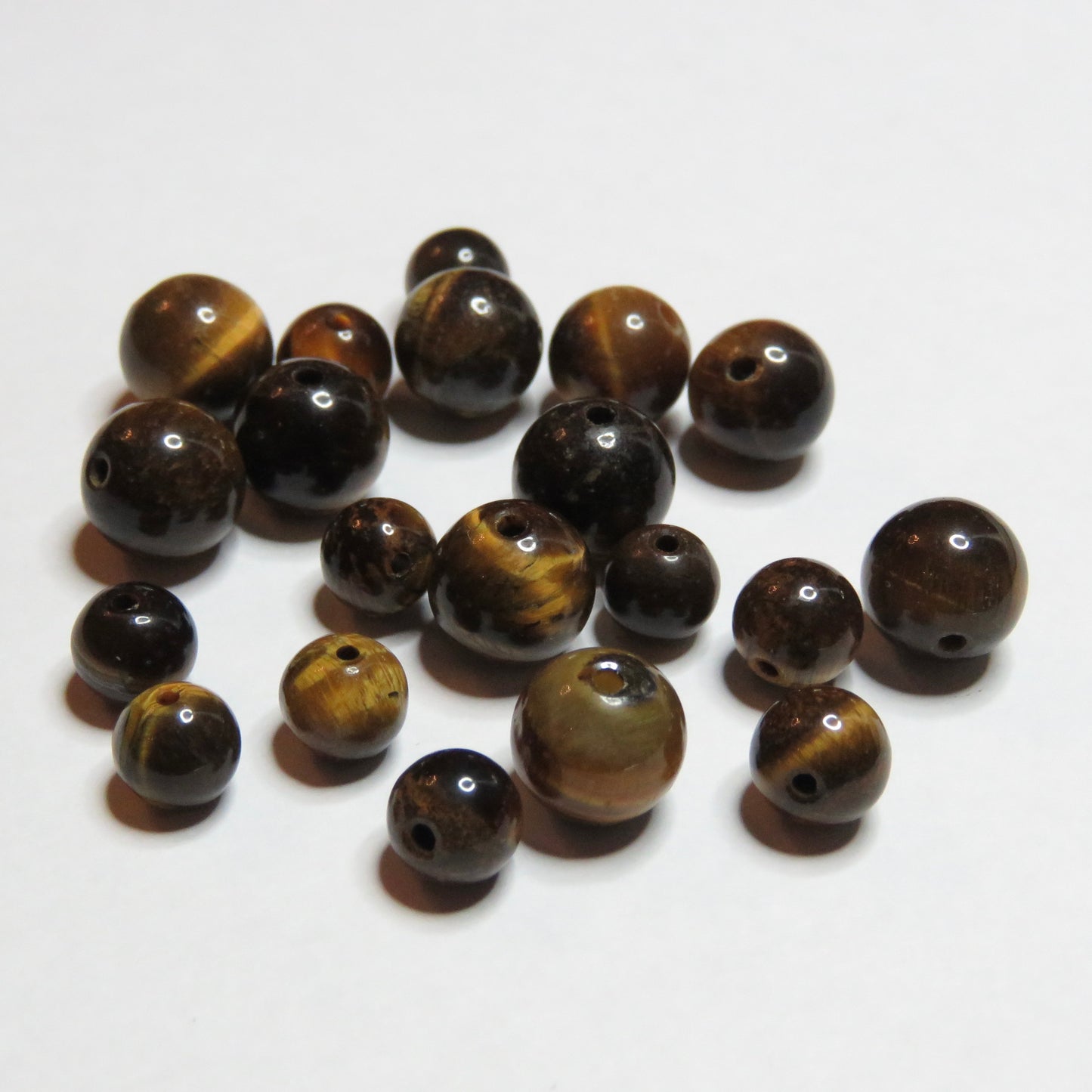 Kivihelmet | Tiikerinsilmä | 6mm | 10kpl