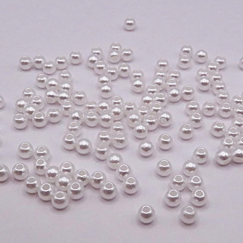 Muovihelmi | Valkoinen | 4mm
